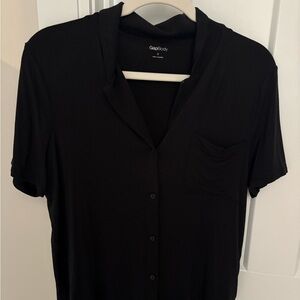 GapBody Women's Black Short-Sleeve Button Down Pocket Shirt